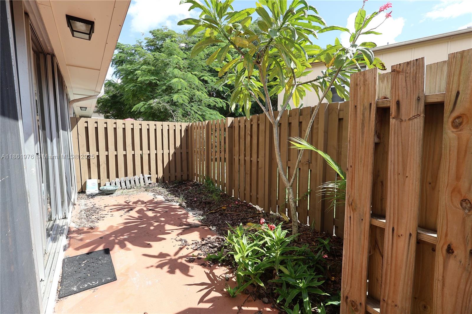 TOWNHOUSES AT JACARANDA C - Residential