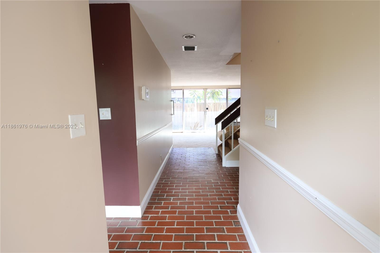View photos, virtual tours, details... 865 NW 80th Ter 6