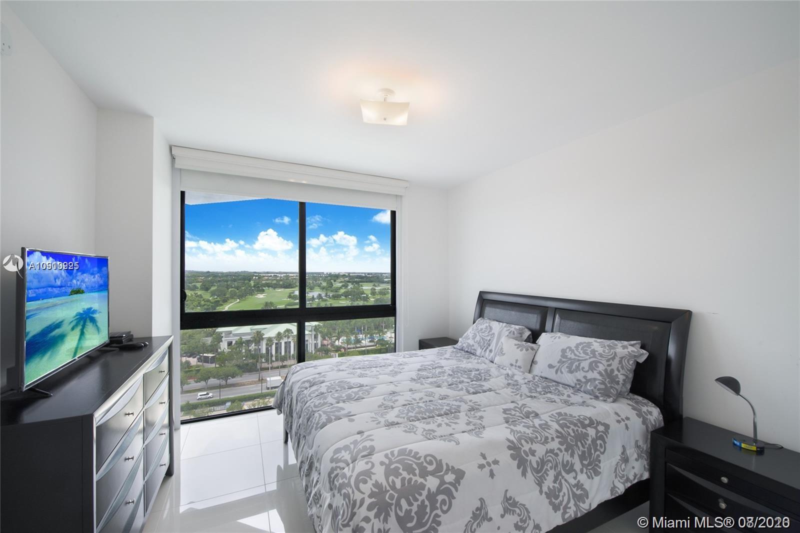 DOWNTOWN DORAL - Residential