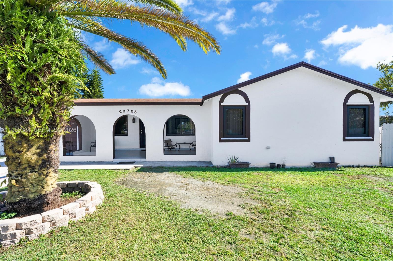 PLEASURE SOUTH - Residential