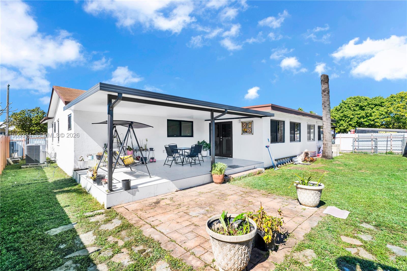 PLEASURE SOUTH - Residential