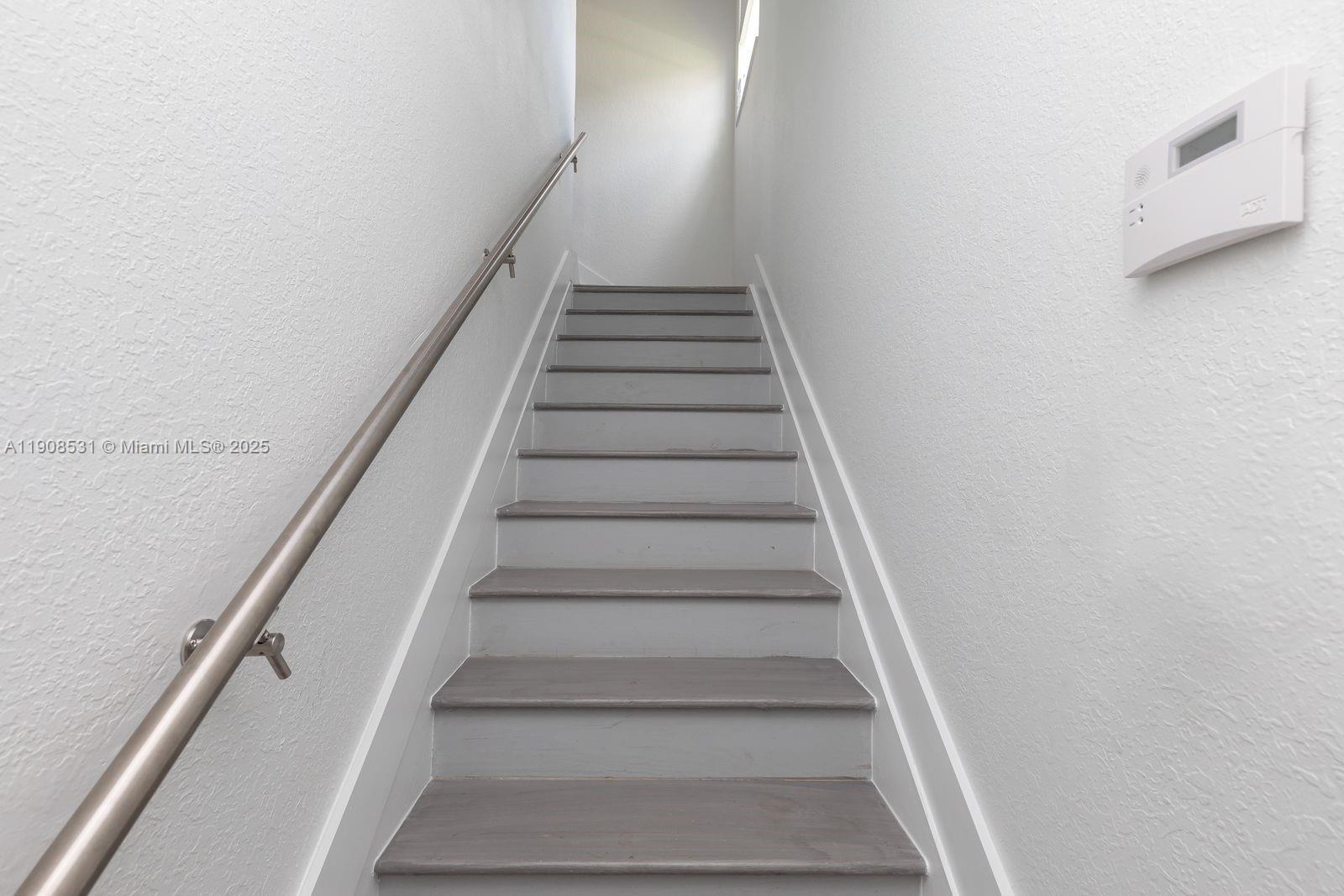 BANYAN BAY CONDO - Residential