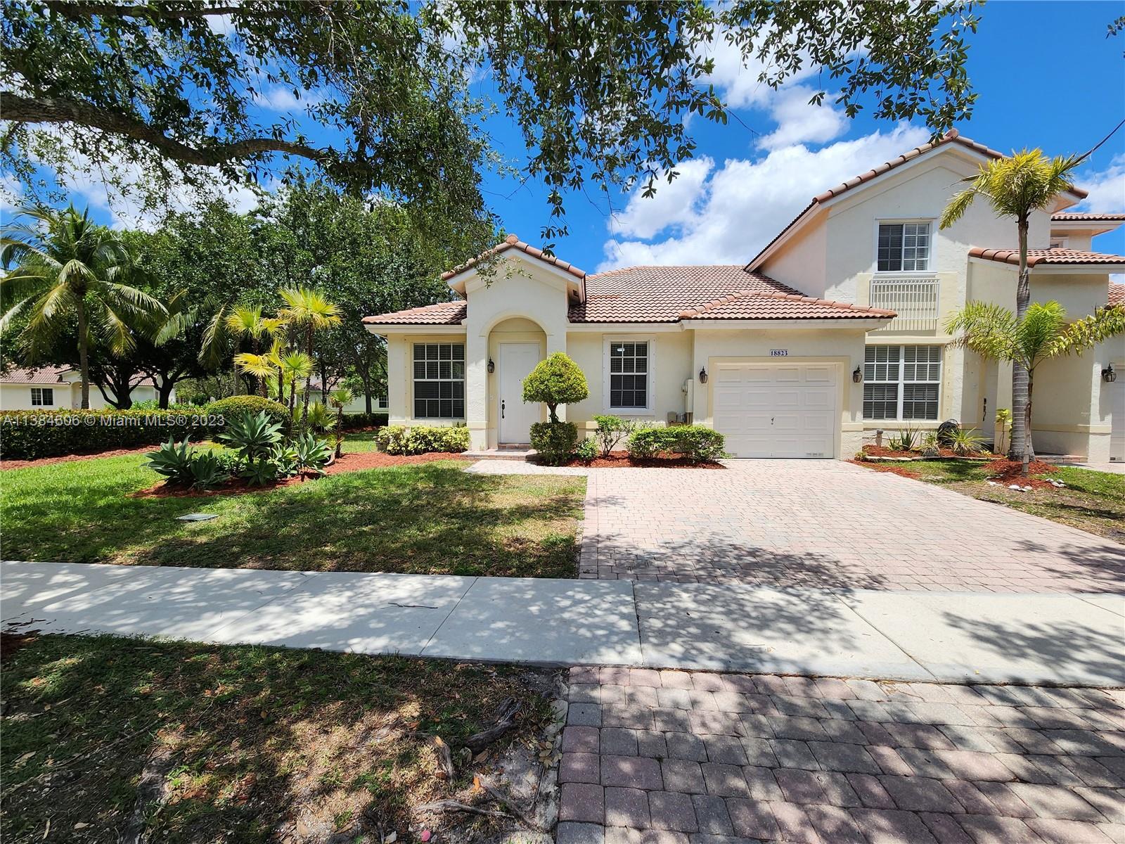 PARCEL D AT SUNSET LAKES - Residential Lease