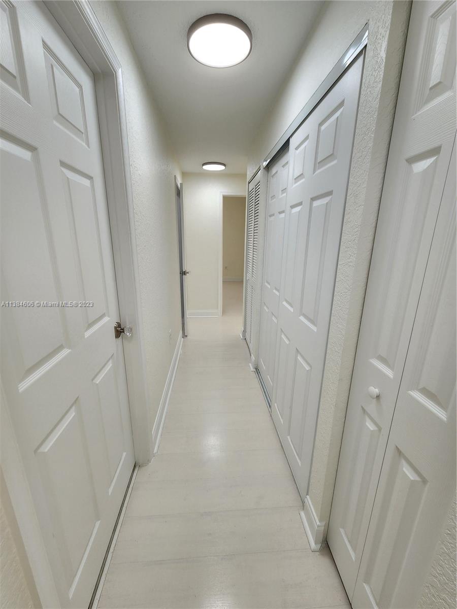 PARCEL D AT SUNSET LAKES - Residential Lease