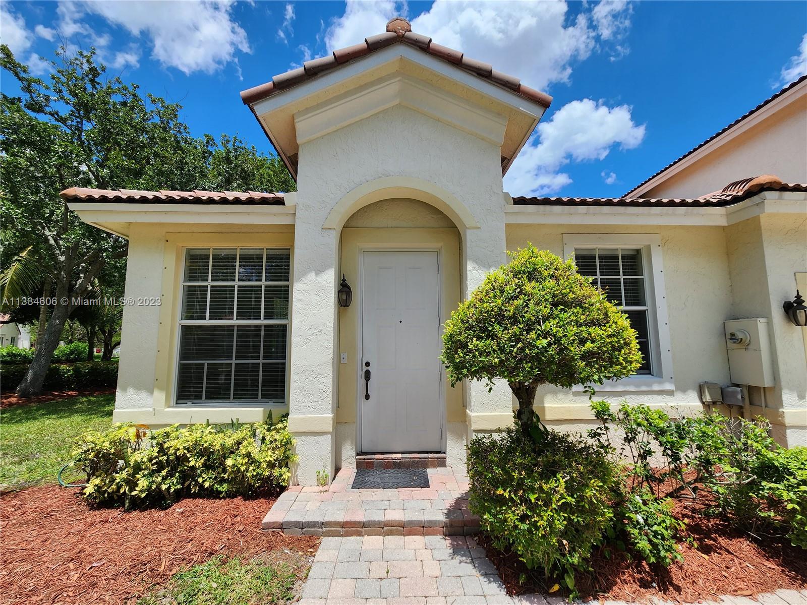 PARCEL D AT SUNSET LAKES - Residential Lease