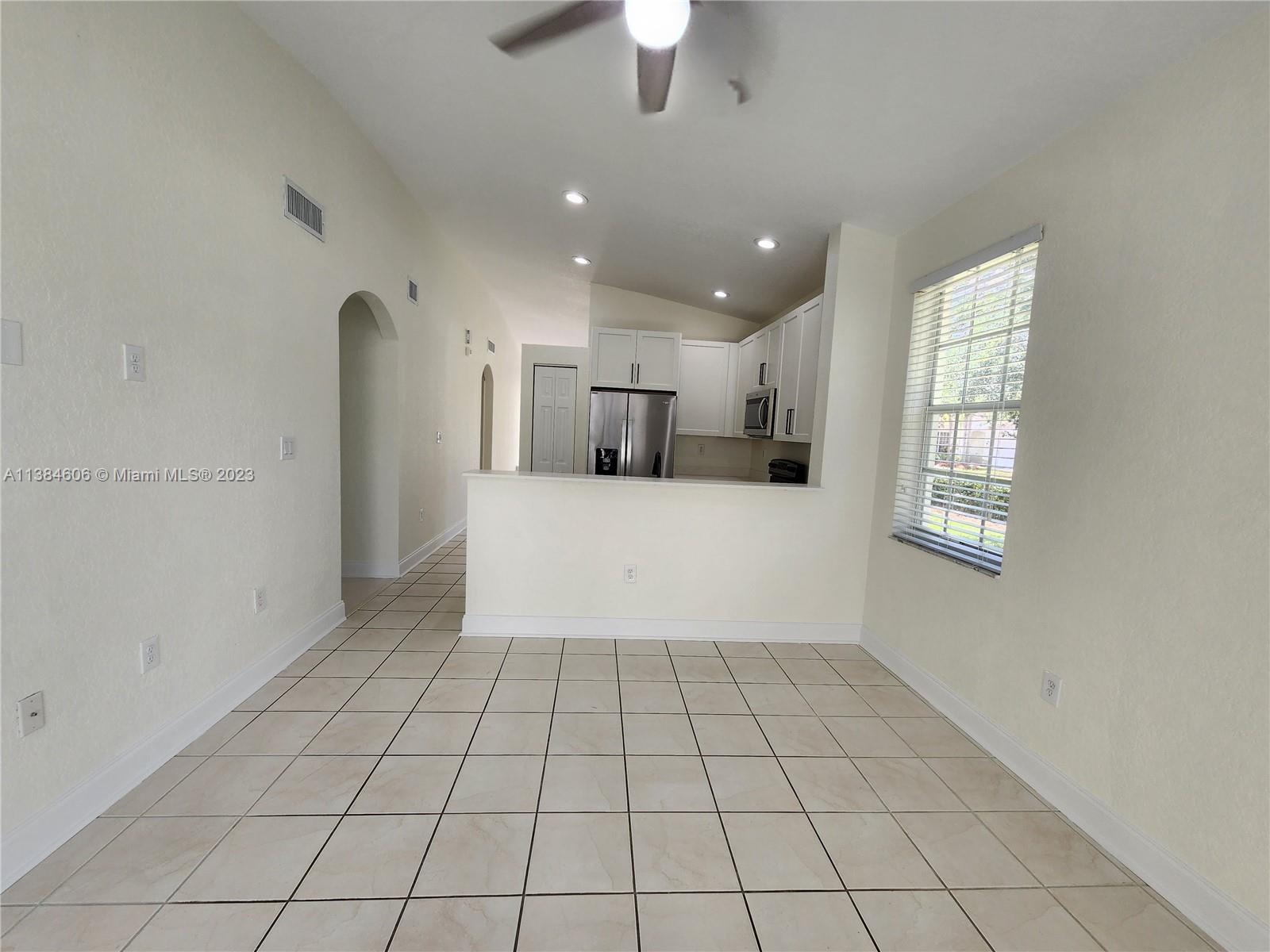 PARCEL D AT SUNSET LAKES - Residential Lease