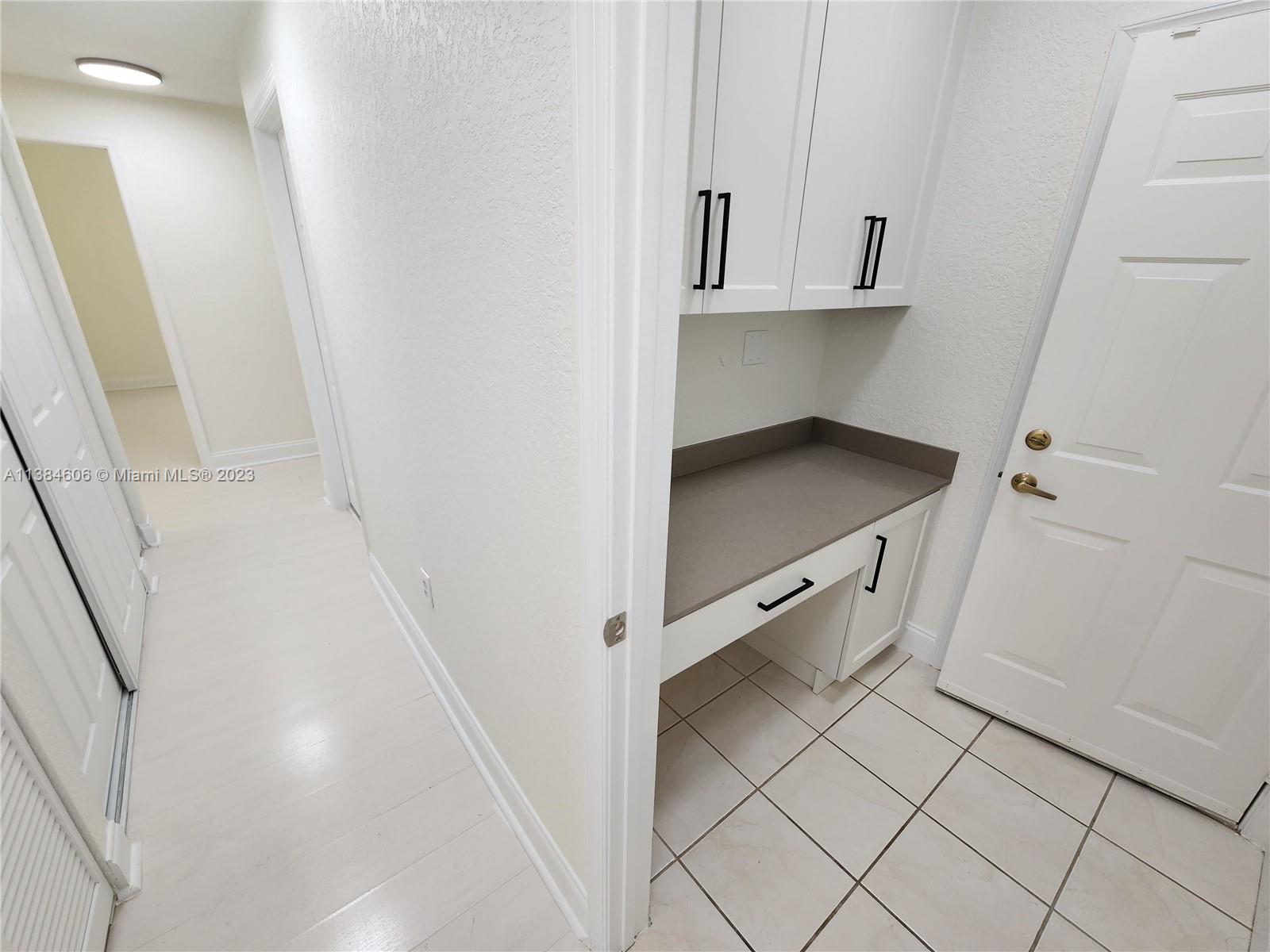 PARCEL D AT SUNSET LAKES - Residential Lease