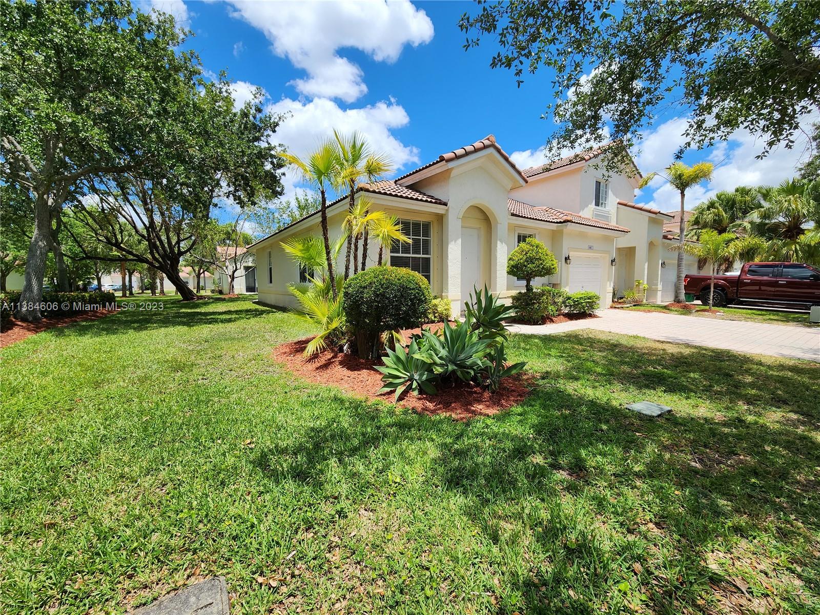 PARCEL D AT SUNSET LAKES - Residential Lease