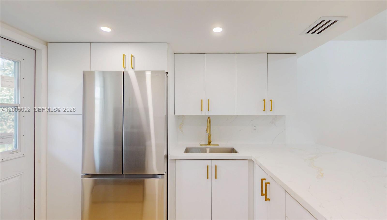 APRIL SONG CONDO - Residential