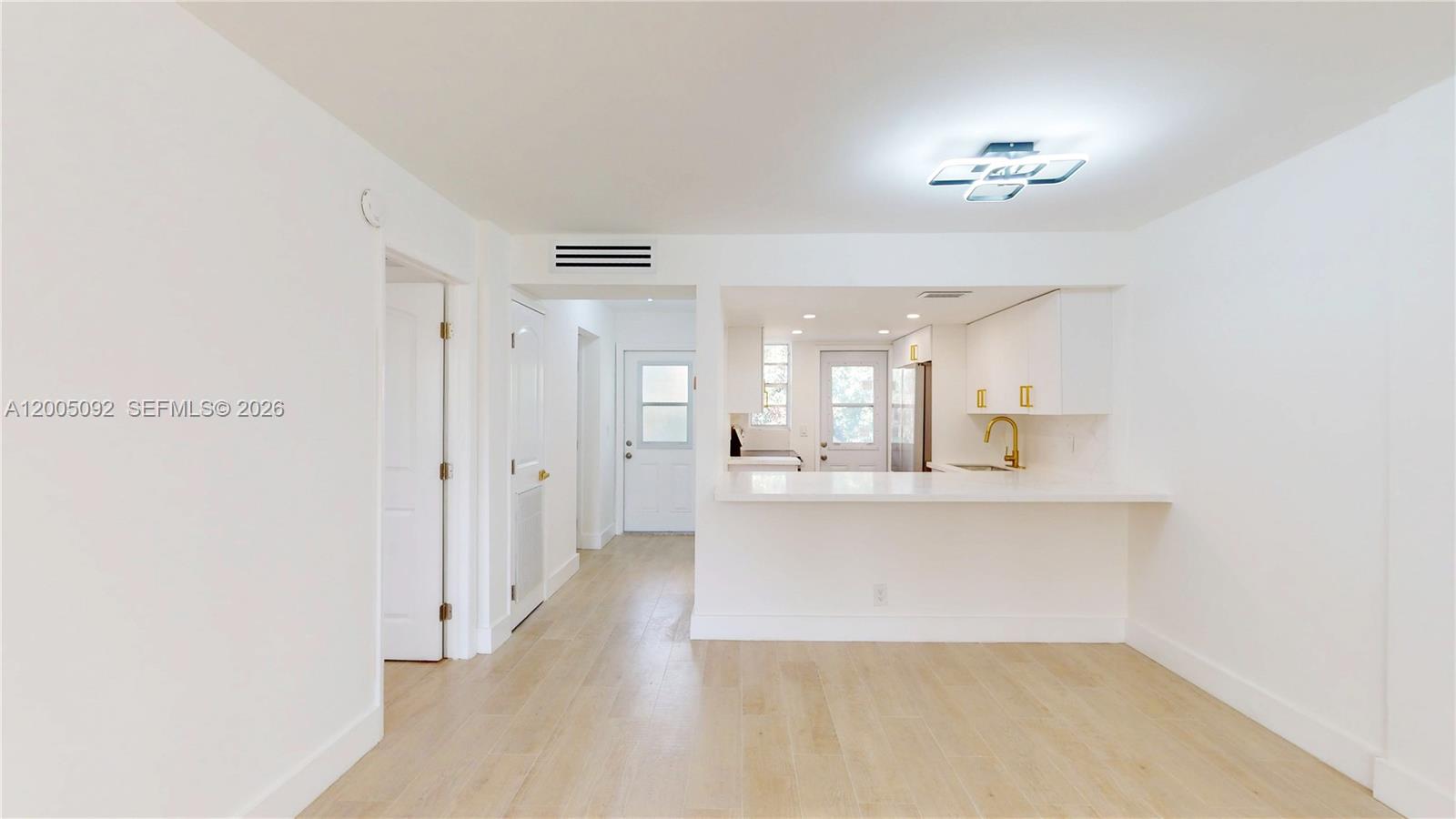 APRIL SONG CONDO - Residential