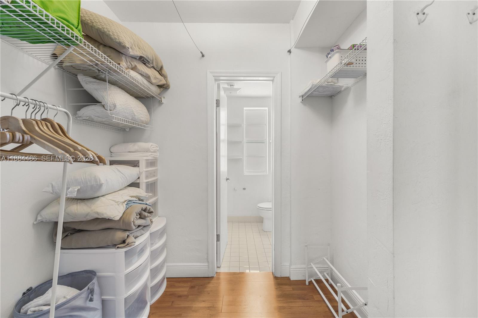 KEN MAE GARDEN CONDO - Residential