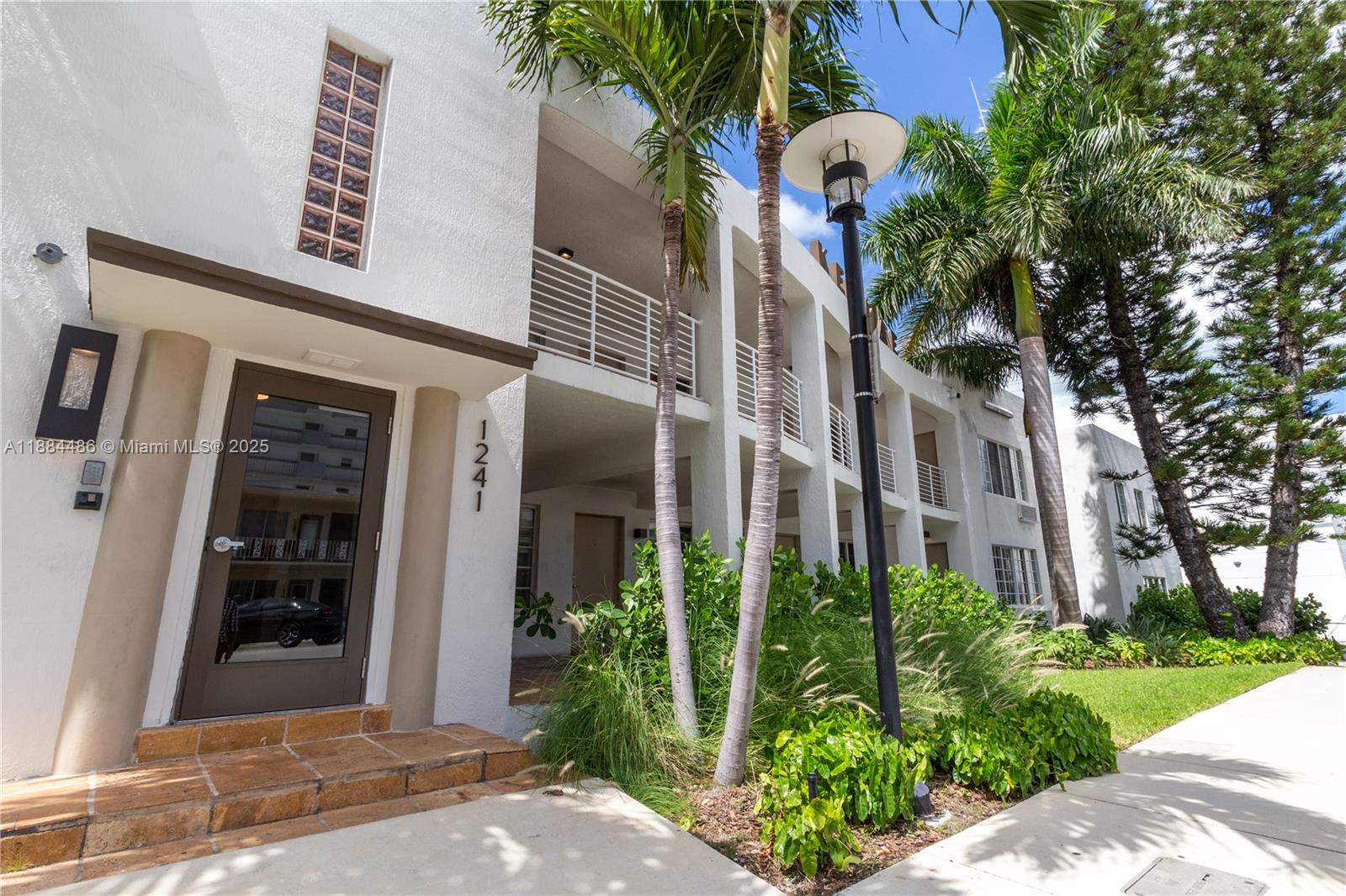 KEN MAE GARDEN CONDO - Residential