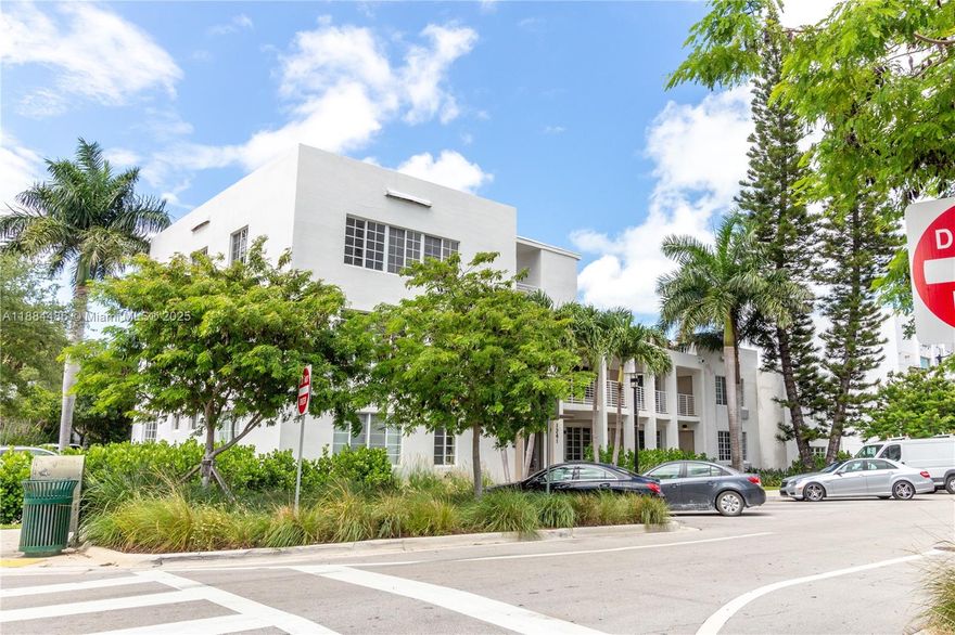 Quiet charm meets Miami convenience in this spacious second-floor studio nestled in a well-kept boutique building. Featuring a rare oversized walk-in closet and smart layout, this unit is the ideal beach pad — whether you’re seeking your first South Beach investment or a smart seasonal retreat. Live steps from Lincoln Road’s dining, shopping, and cultural energy, with Whole Foods and the sand just minutes away. Clean, easy, and positioned right where life moves.