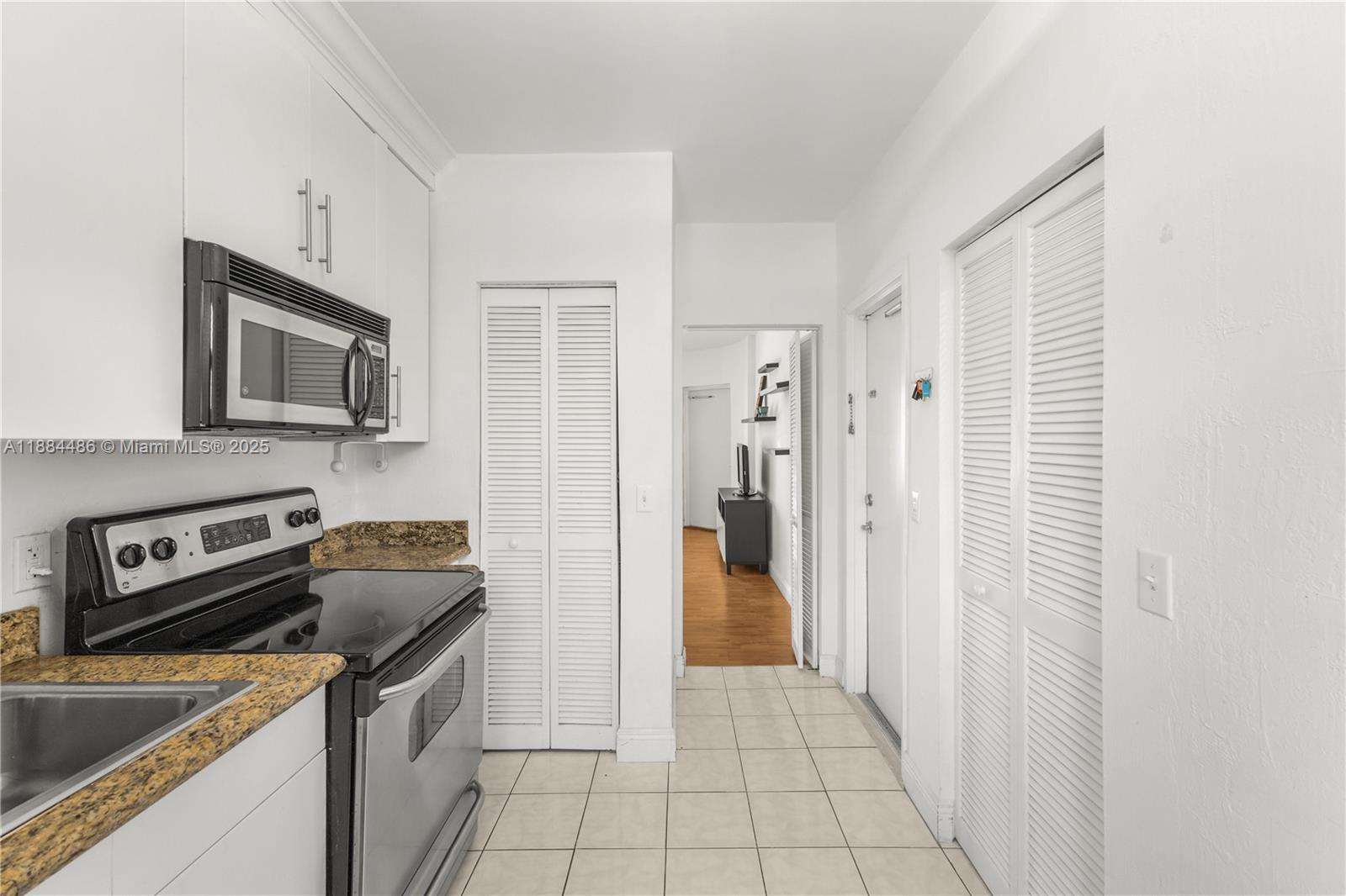 KEN MAE GARDEN CONDO - Residential