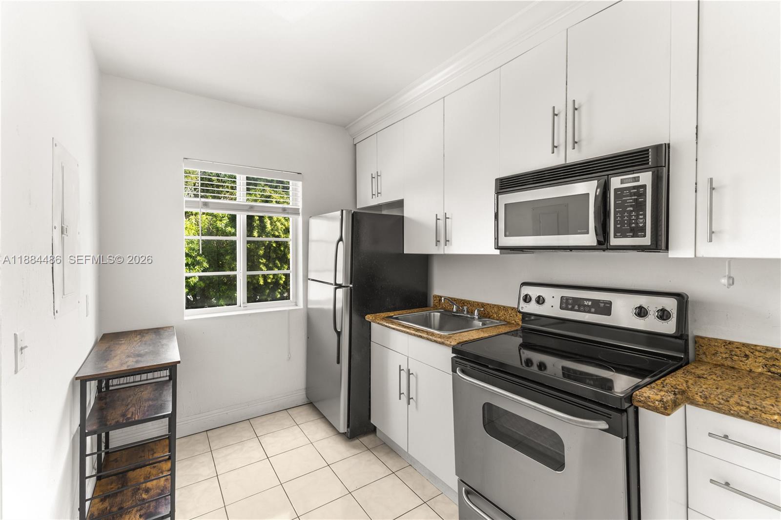 KEN MAE GARDEN CONDO - Residential