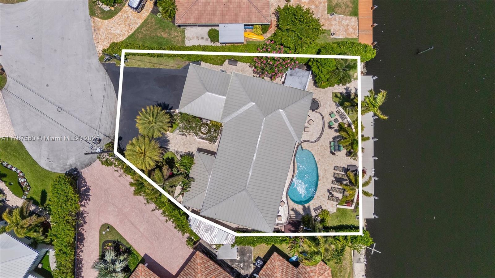 COVE 5TH SEC - Residential