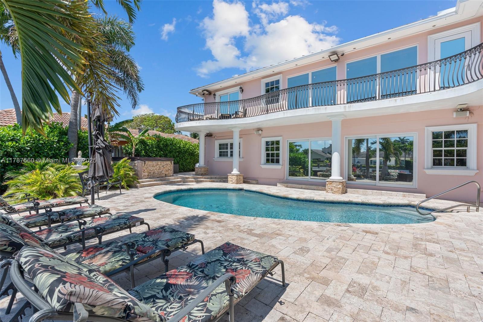 COVE 5TH SEC - Residential