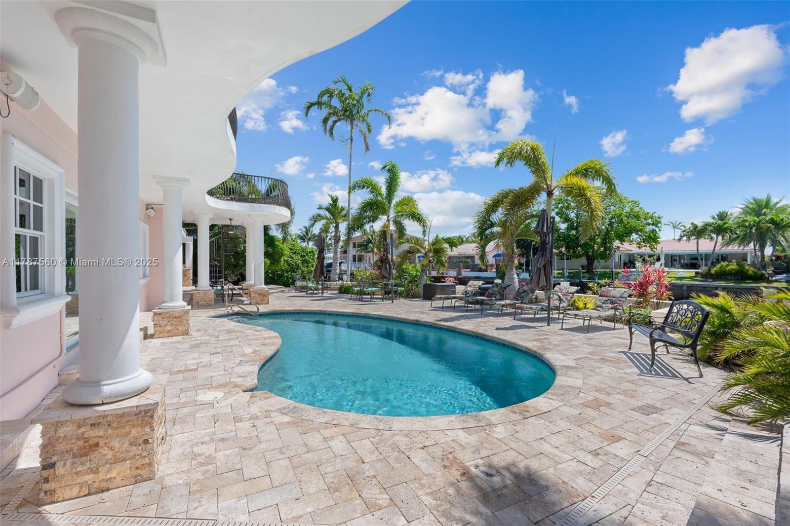 COVE 5TH SEC - Residential