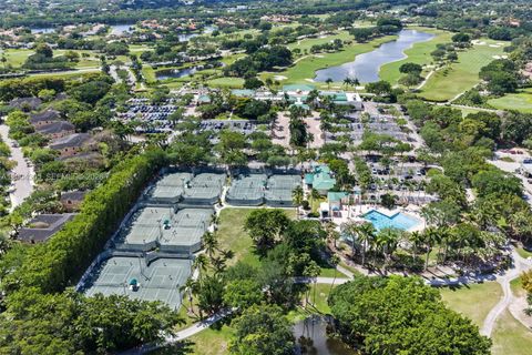 Tiny photo for 2556 Eagle Run Ln, Weston, FL 33327 (MLS # A12004305)