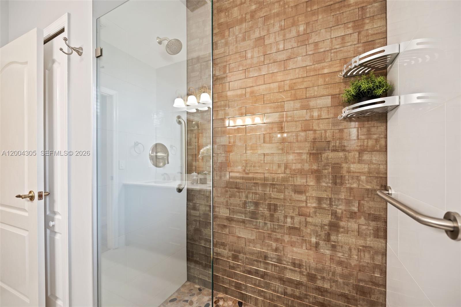 WHCC EAGLE RUN - Residential