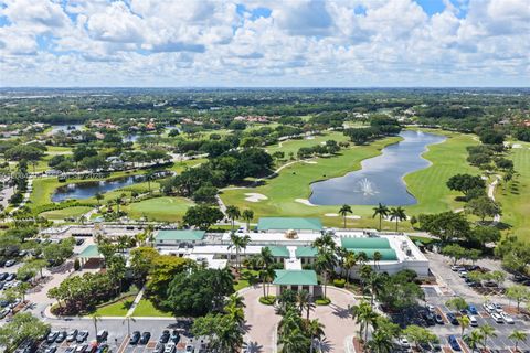 Tiny photo for 2556 Eagle Run Ln, Weston, FL 33327 (MLS # A12004305)