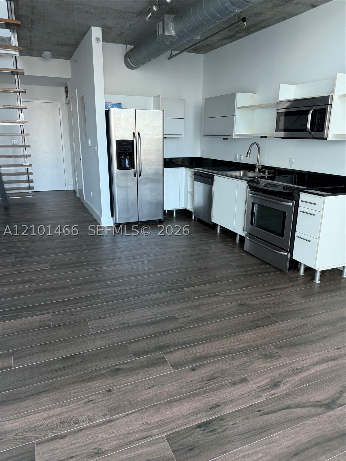 690 SW 1st Ct 1703