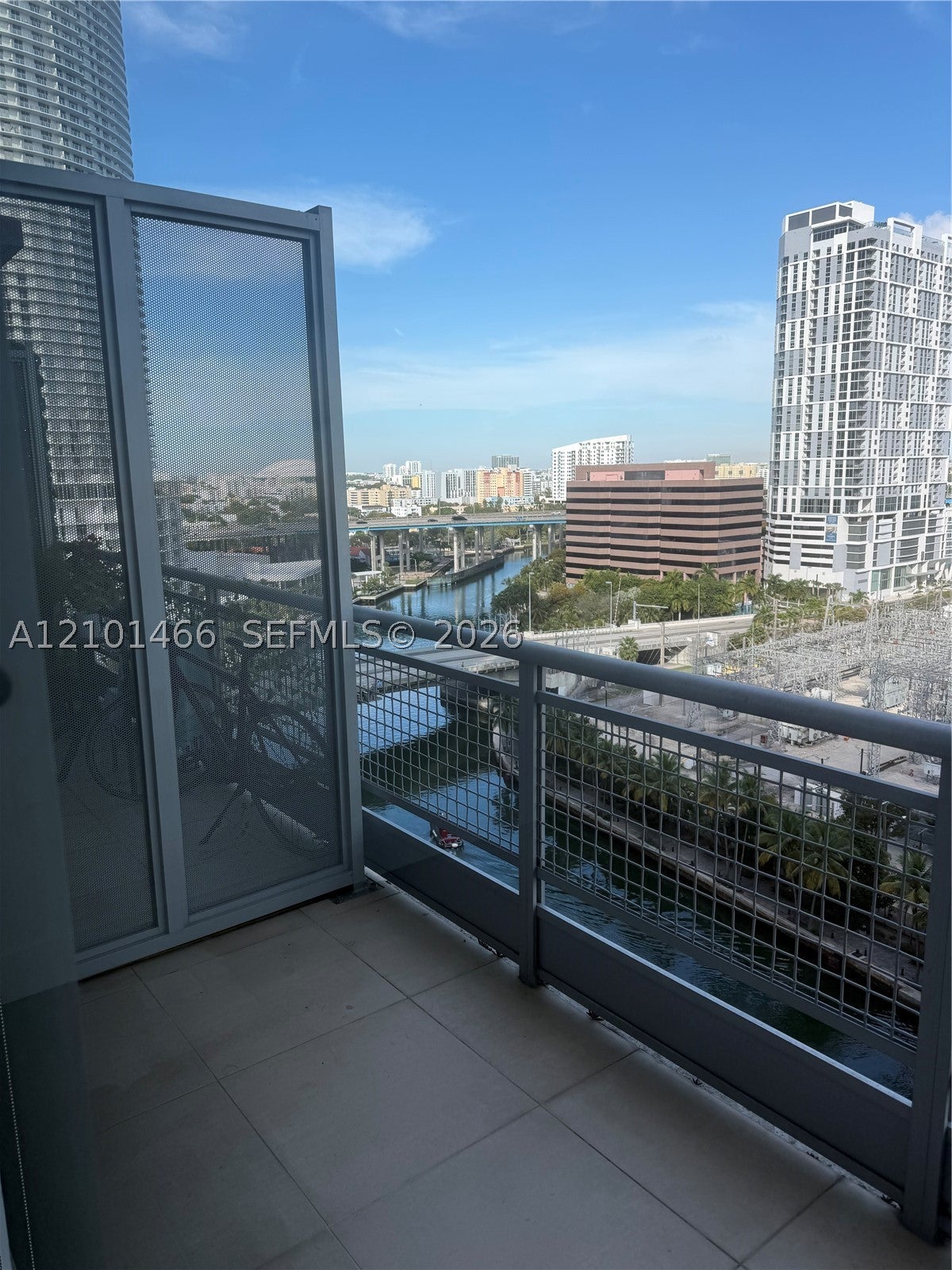 690 SW 1st Ct 1703