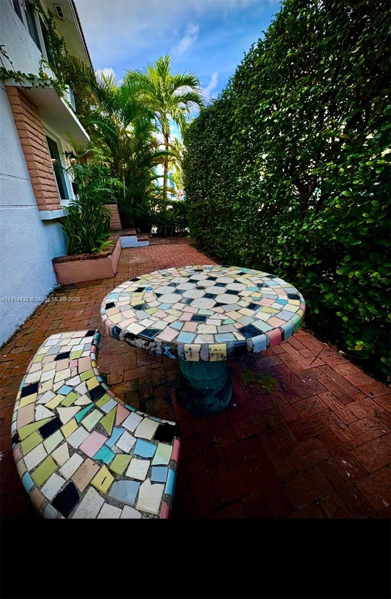 ALTOS DEL MAR NO 3 - Residential Lease