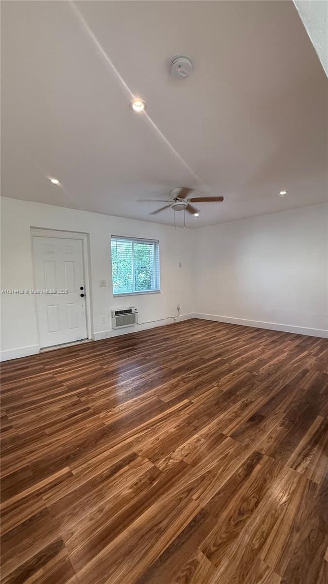 ALTOS DEL MAR NO 3 - Residential Lease