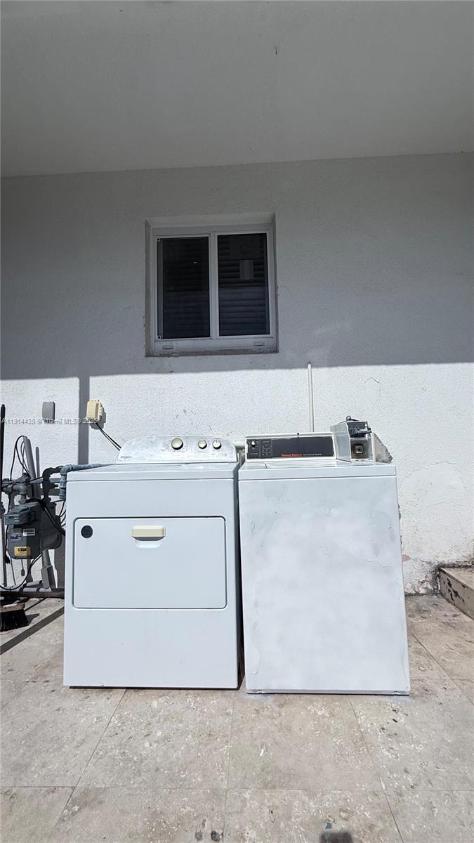 ALTOS DEL MAR NO 3 - Residential Lease