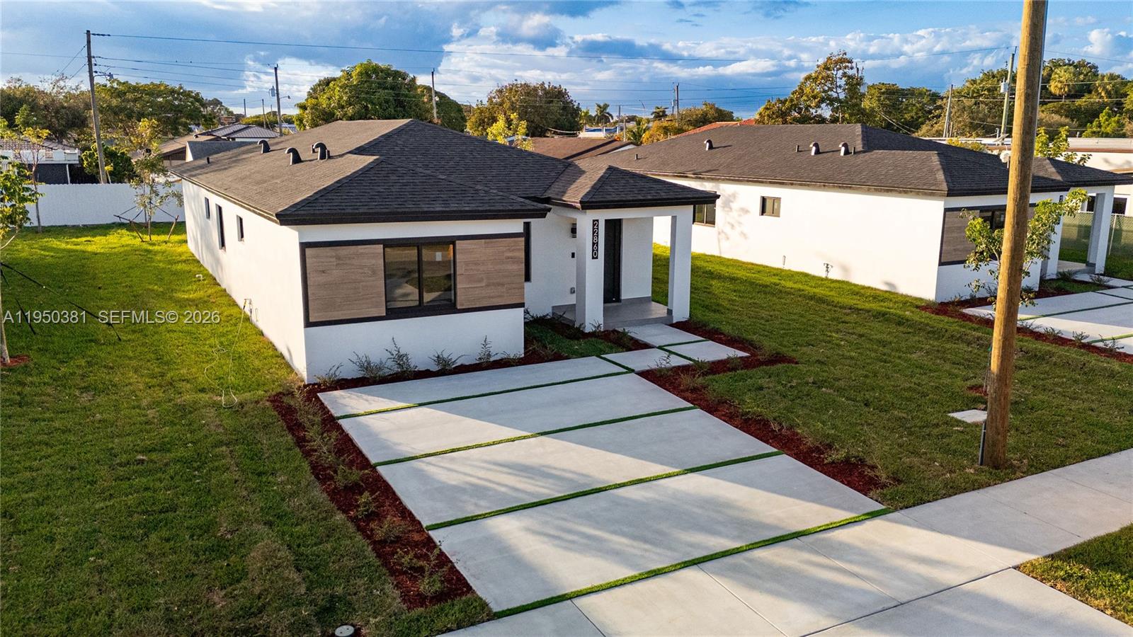 SILVER PALM PARK - Residential