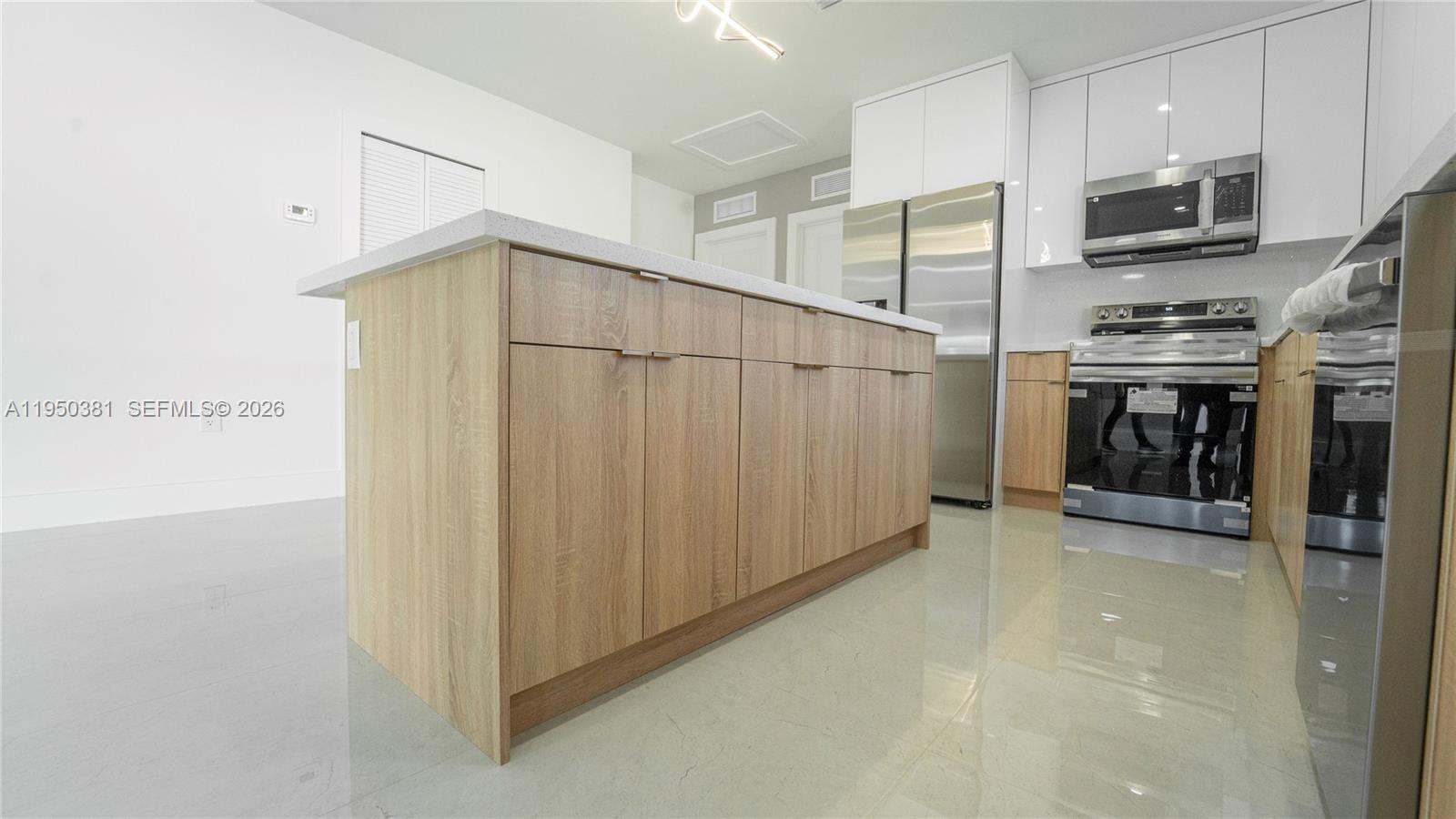 SILVER PALM PARK - Residential