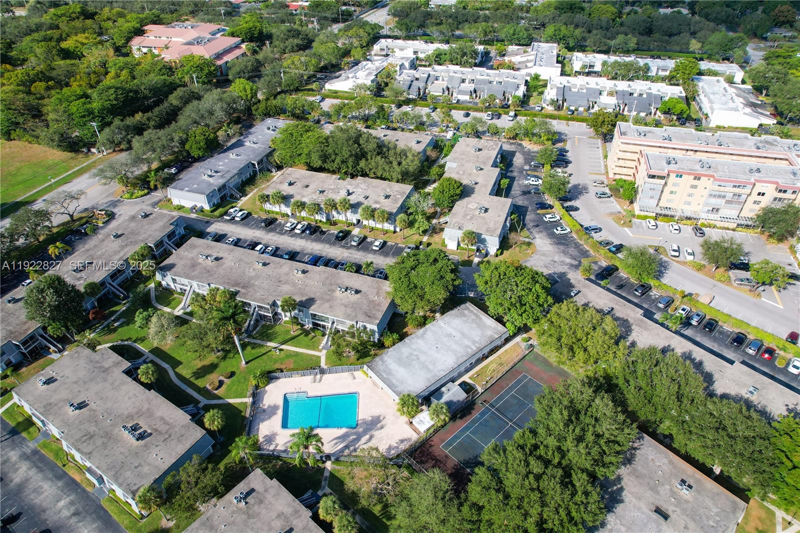 FRENCH QUARTER - Residential