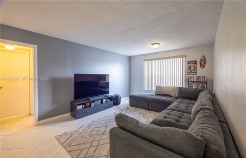 Photo of 428 NW 70th Ave #137, Plantation, FL 33317 (MLS # A11922827)