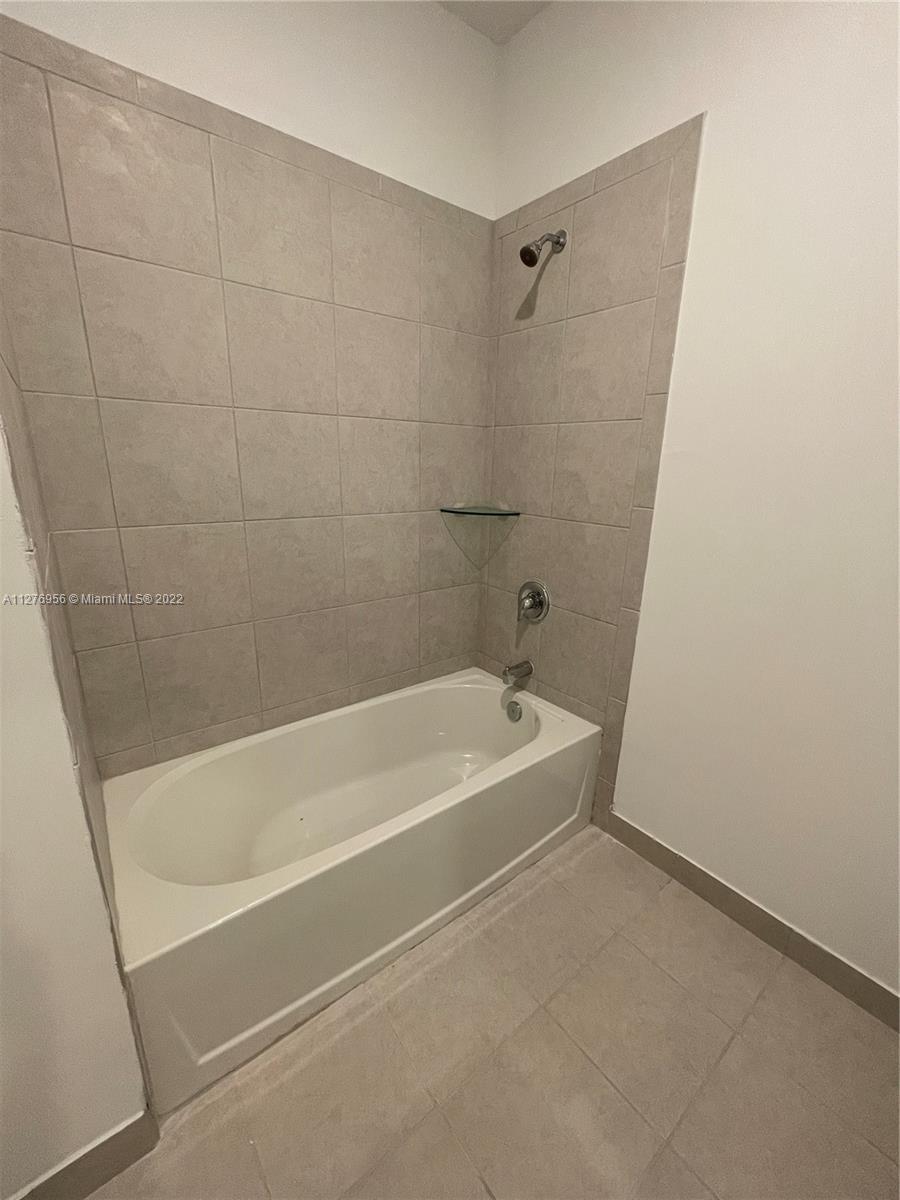 Corsica - Residential Lease
