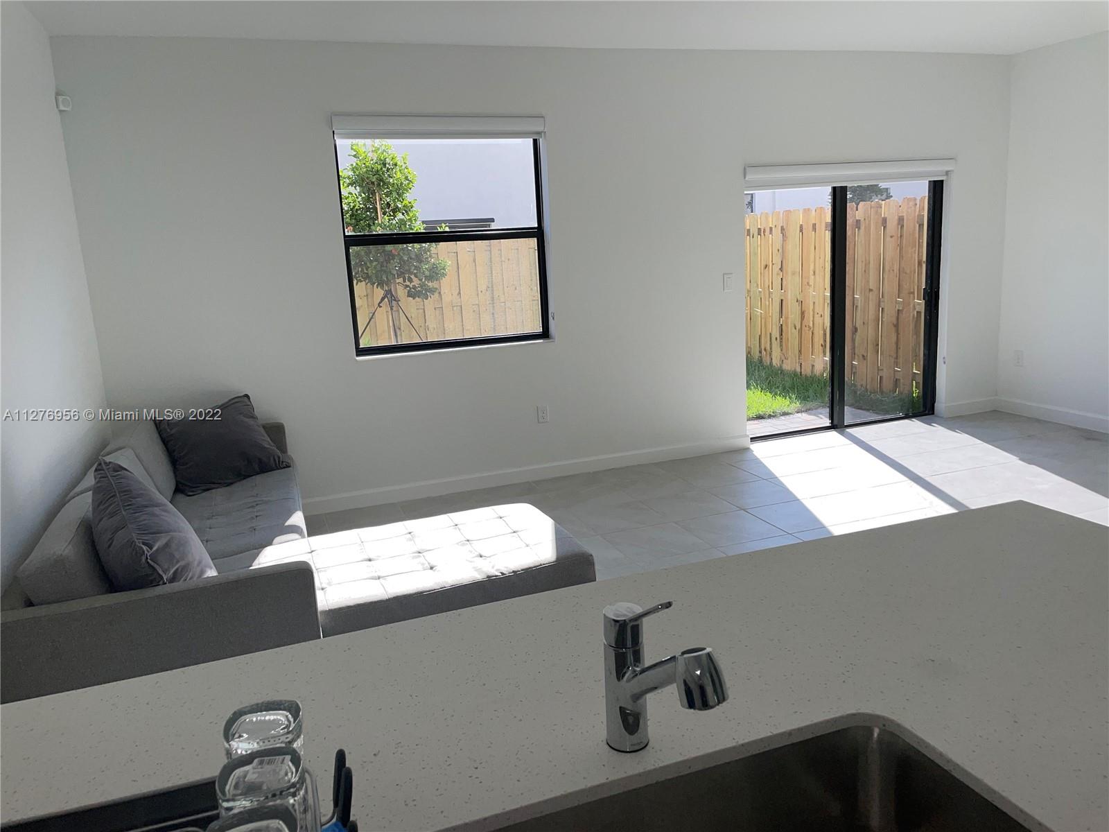Corsica - Residential Lease