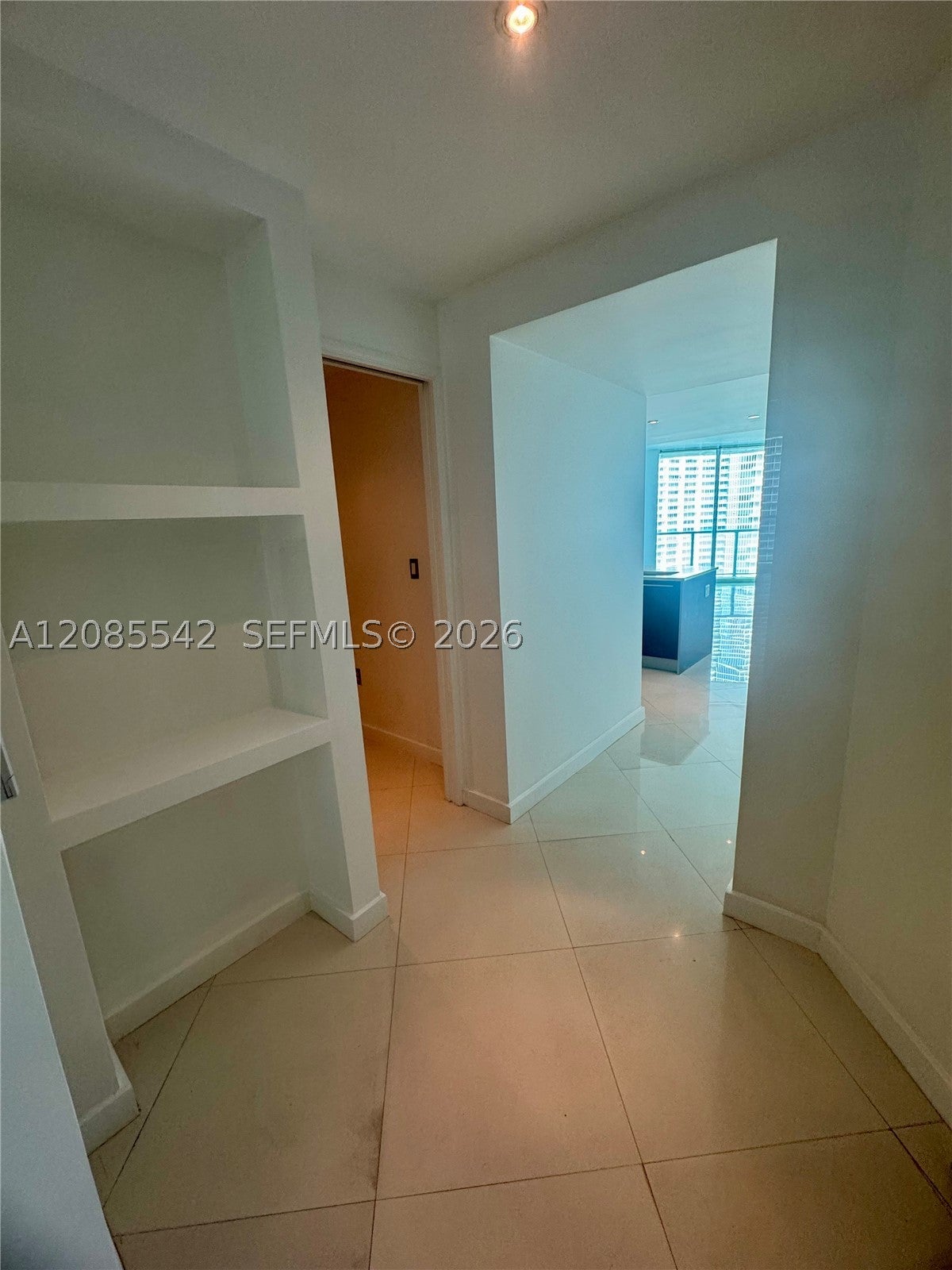 1900 N Bayshore Dr 2306