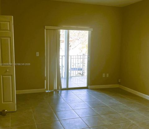 Tiny photo for 390 NE 35th Ave, Homestead, FL 33033 (MLS # A12006220)