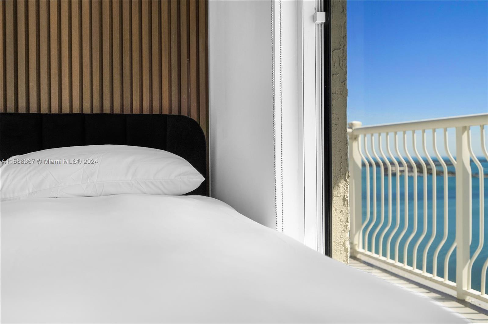 THE CLUB AT BRICKELL BAY - Residential