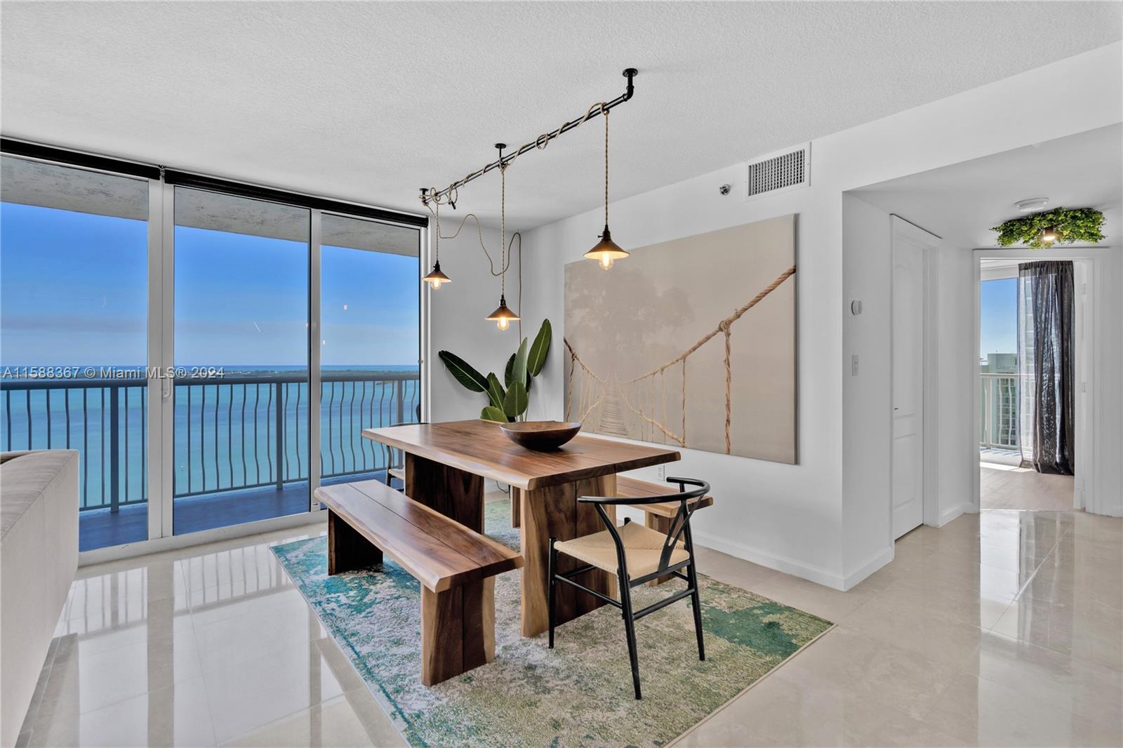 THE CLUB AT BRICKELL BAY - Residential