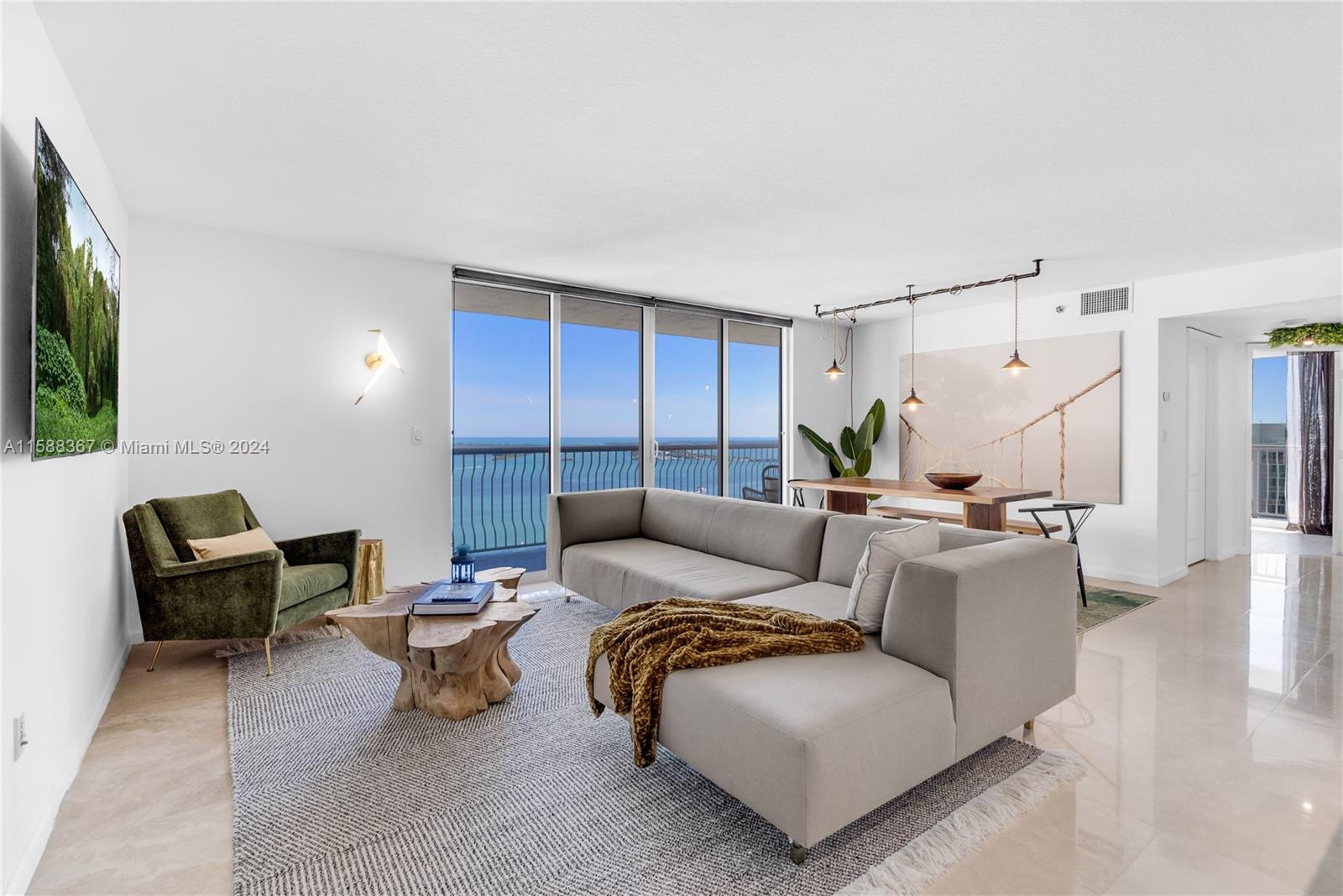 THE CLUB AT BRICKELL BAY - Residential