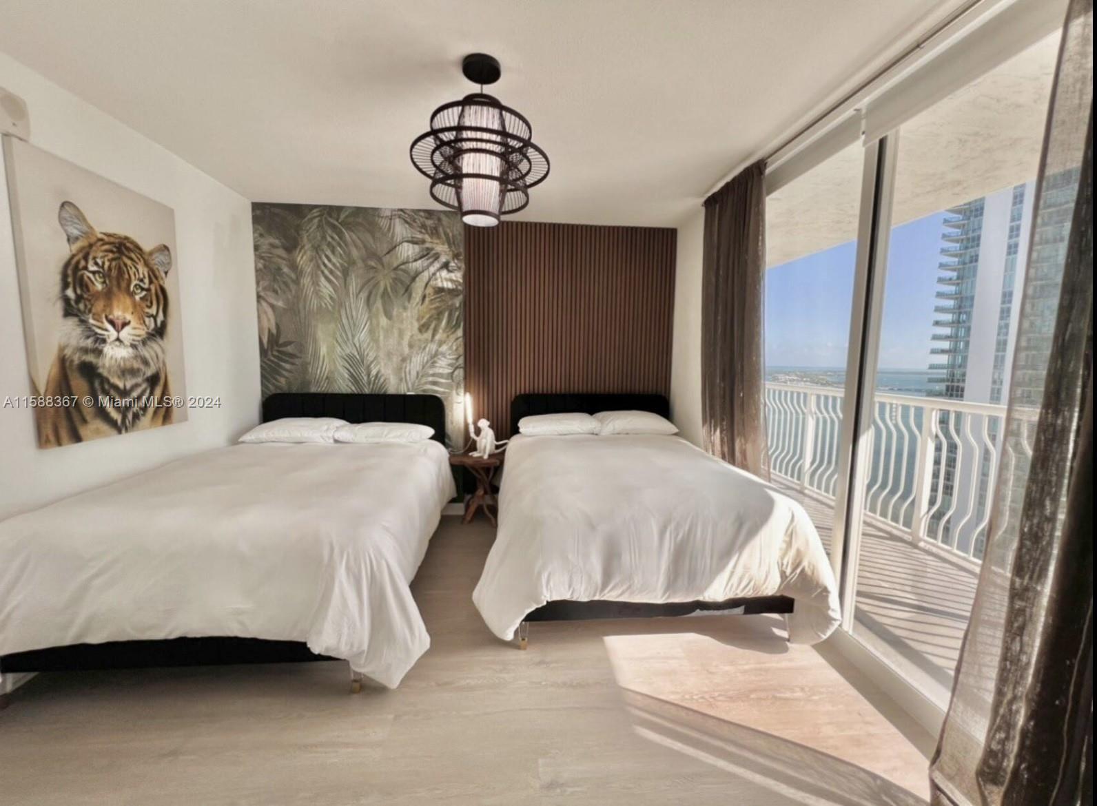 THE CLUB AT BRICKELL BAY - Residential