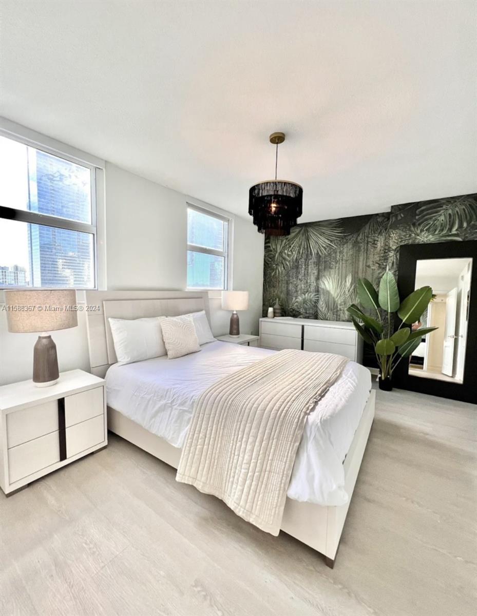 THE CLUB AT BRICKELL BAY - Residential