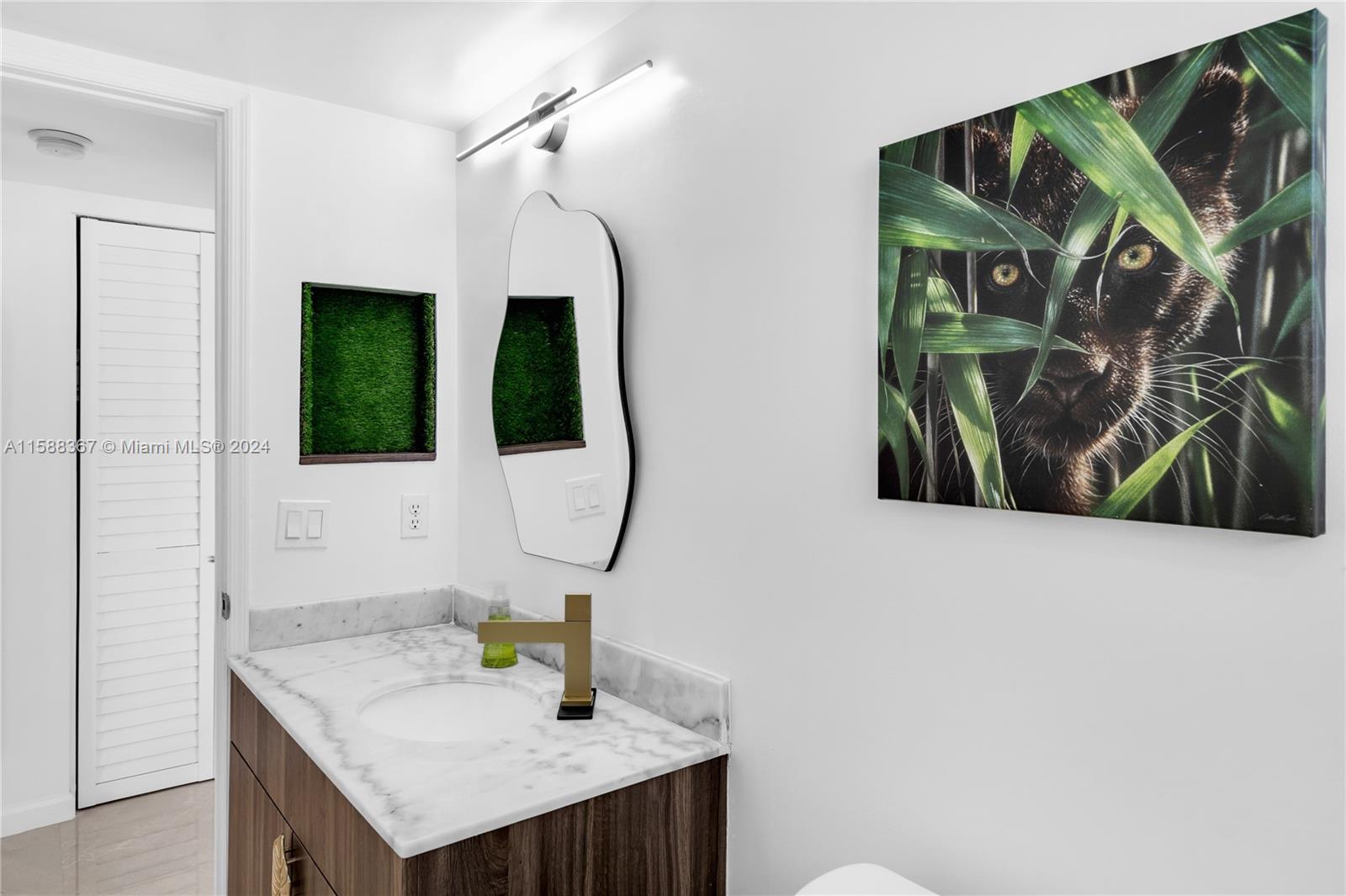 THE CLUB AT BRICKELL BAY - Residential