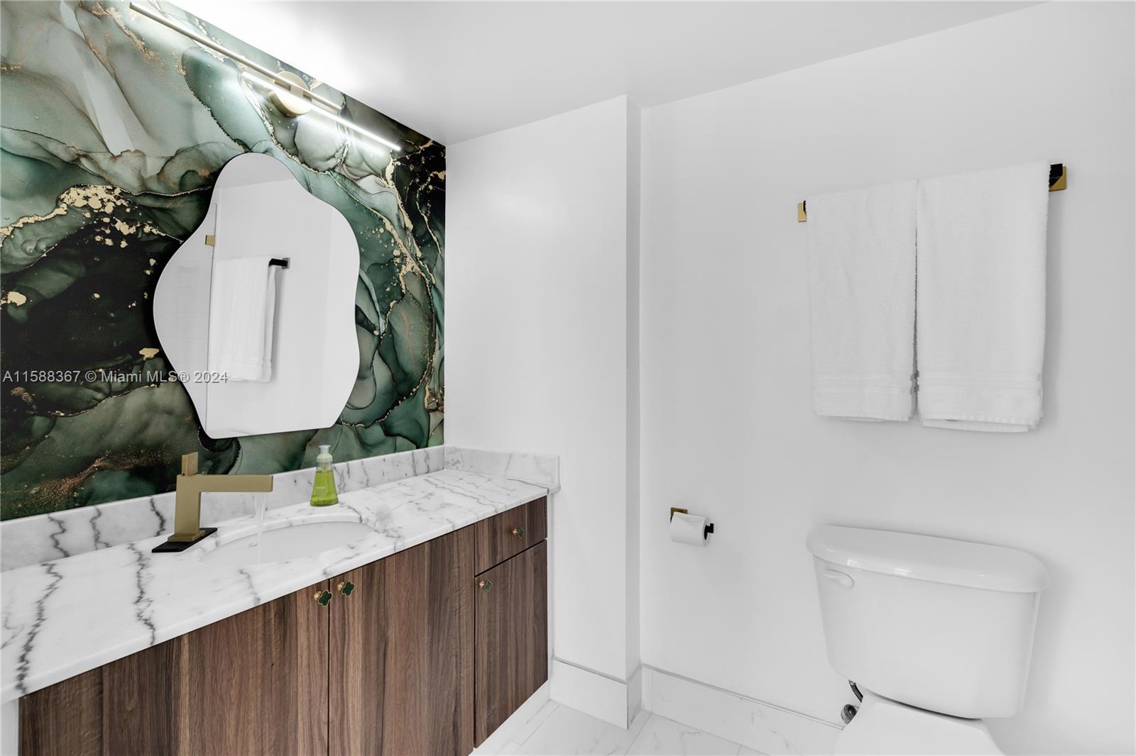 THE CLUB AT BRICKELL BAY - Residential