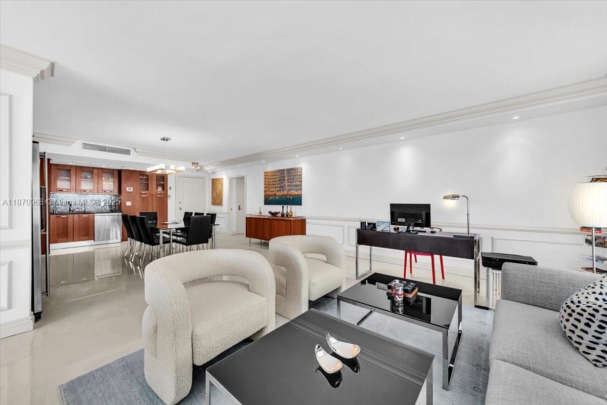 BALMORAL CONDO - Residential