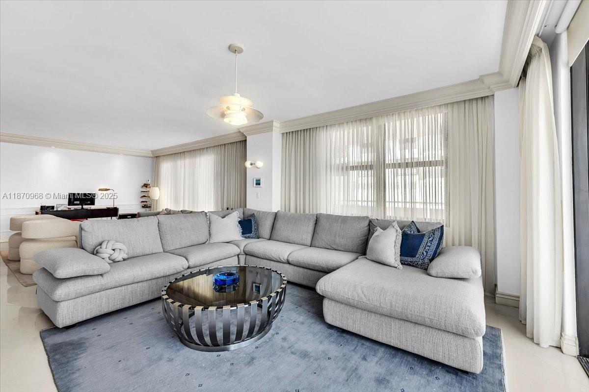 BALMORAL CONDO - Residential