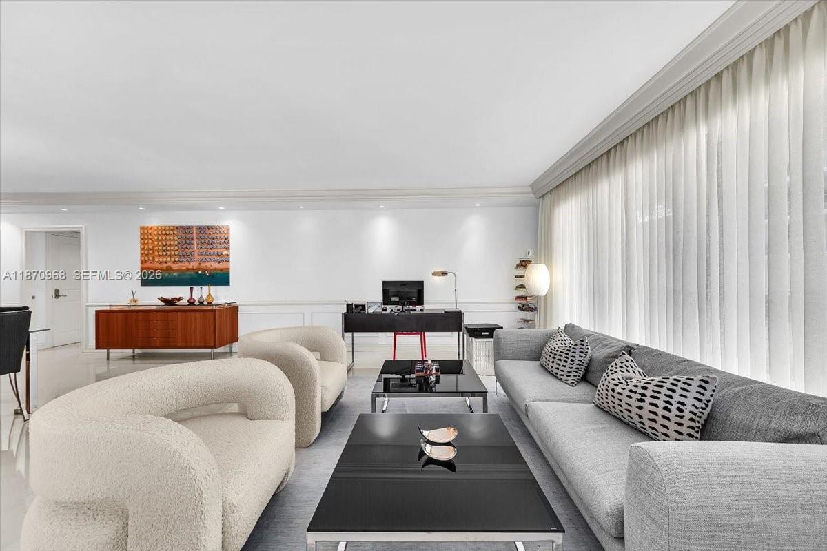 BALMORAL CONDO - Residential