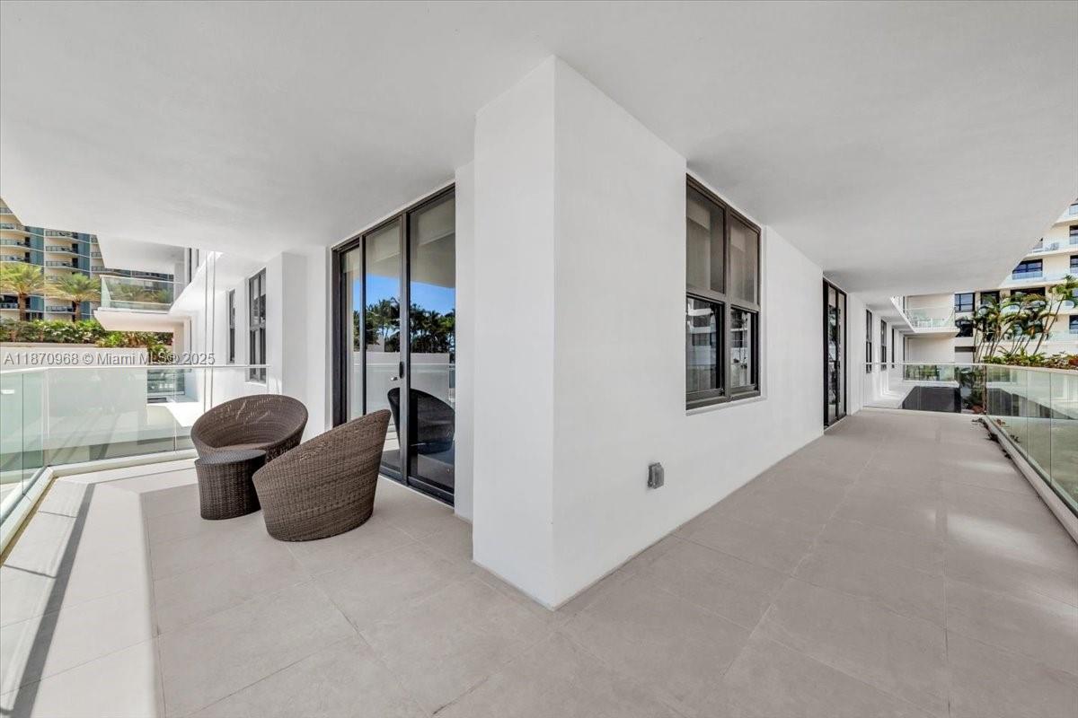 BALMORAL CONDO - Residential