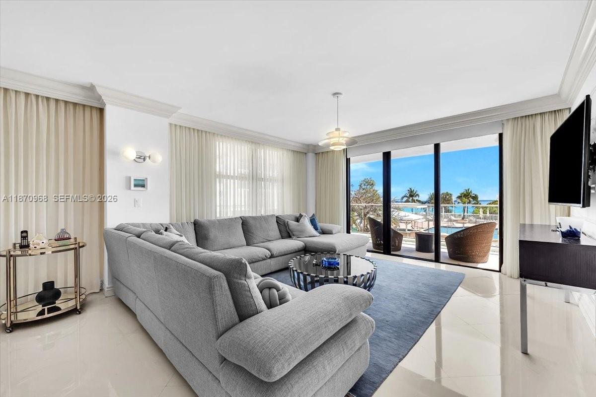 BALMORAL CONDO - Residential